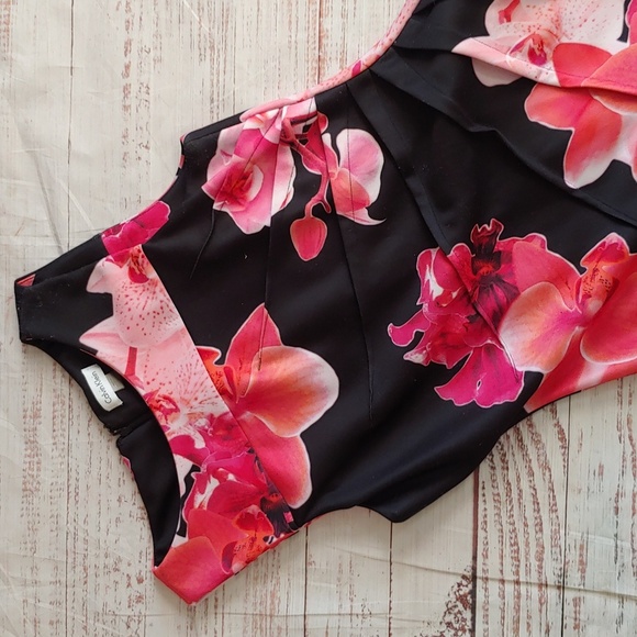 CALVIN KLEIN SLEEVELESS FLORAL DRESS - Picture 2 of 7